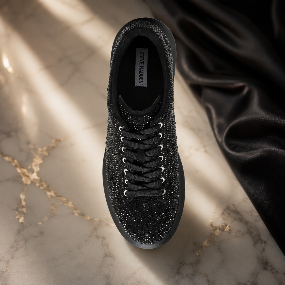 Tenis Alexander Mcqueen Negro Pedreria